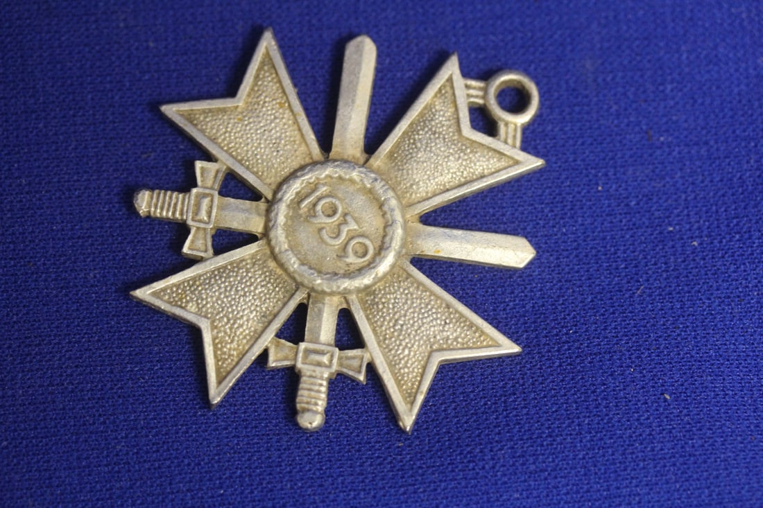 Dated 1939 German Pendant: as shown