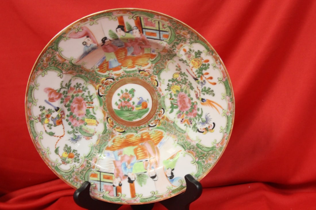 A Chinese Rosemedallion Soup Bowl (1 of 4)