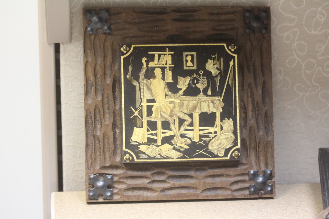 Gold Etched Panel: overall= 7" x 7" - gilted panel= 4 1/4" square