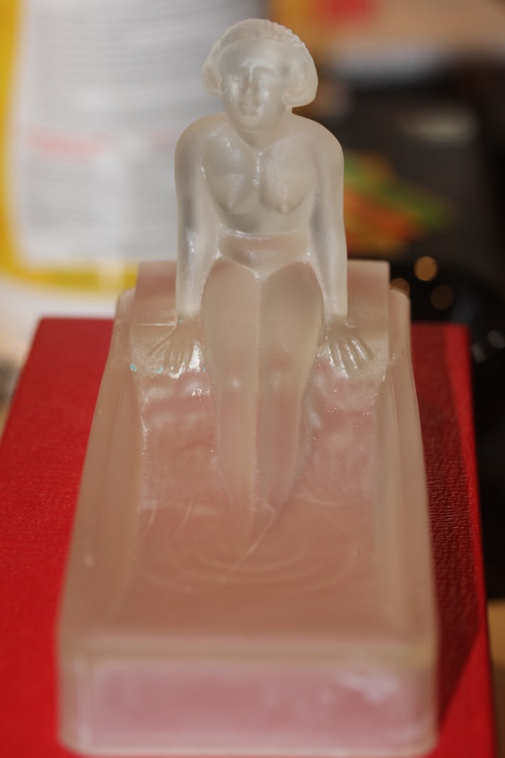 Art Deco Nude Soap Dish (1 of 4)