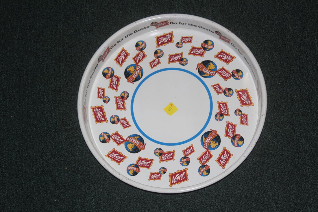Schlitz Beer Tray: 13" in diameter