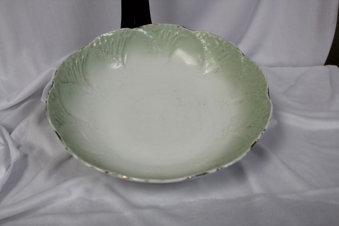 A German Bowl: 9 1/2" in diameter