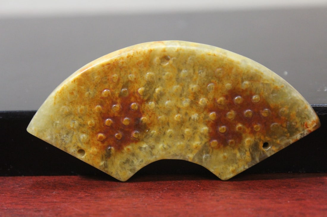 A Jade or Hardstone Small Plaque: 4 " across