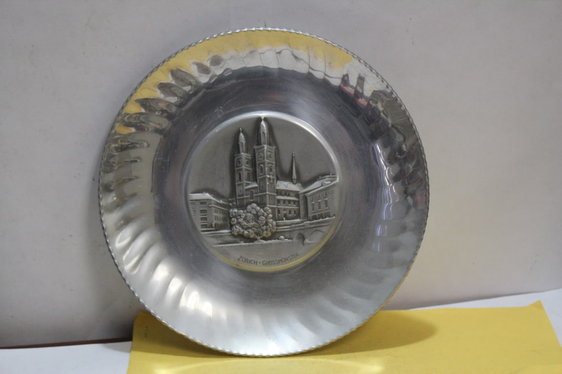 A Hand Hammered Souvenir Plate: 3 dimensional - by Sigg - 8 1/4" in diameter