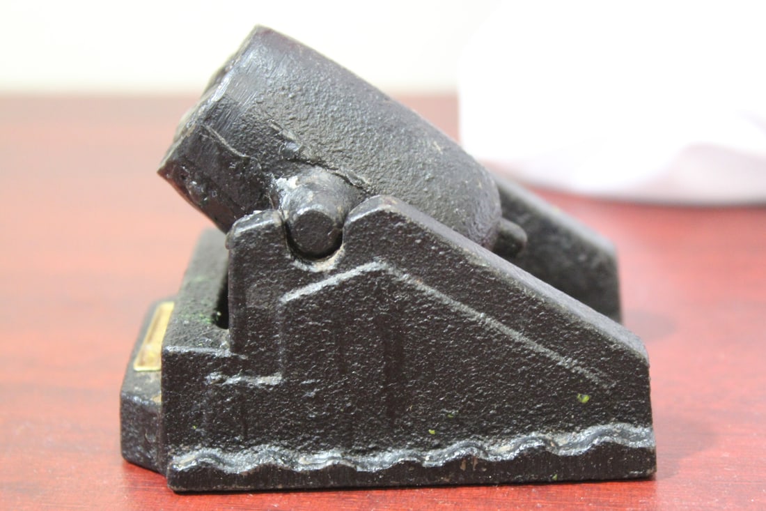 A Cast Iron Cannon: 3 1/8" long