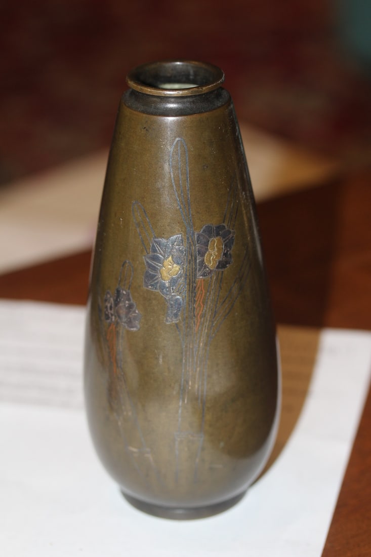 Japanese Mixed Metal on Metal Vase: early 20th century - 5 3/4" tall