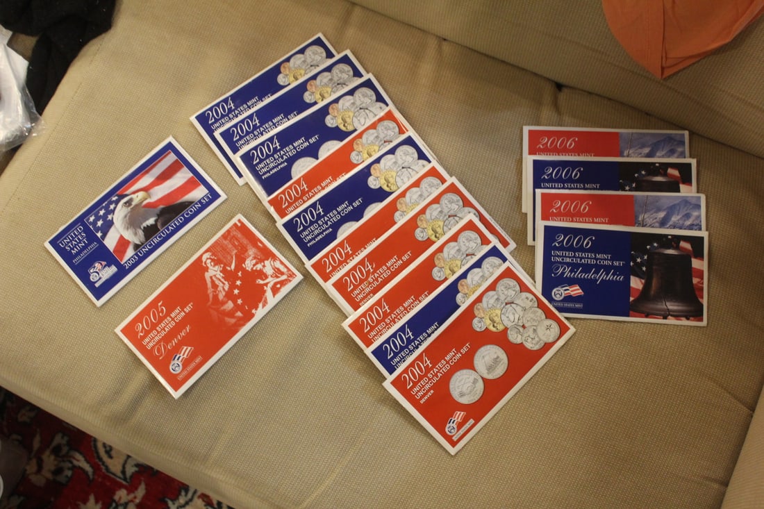 Lot of 16 Mint Coin Set (1 of 5)