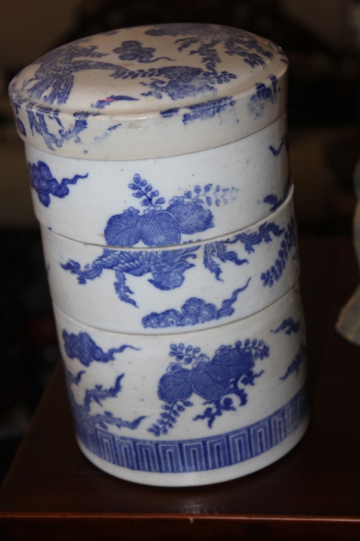 Antique Japanese Porcelain Food Container: Circa 19th / early 20th century. Measures 8" tall.