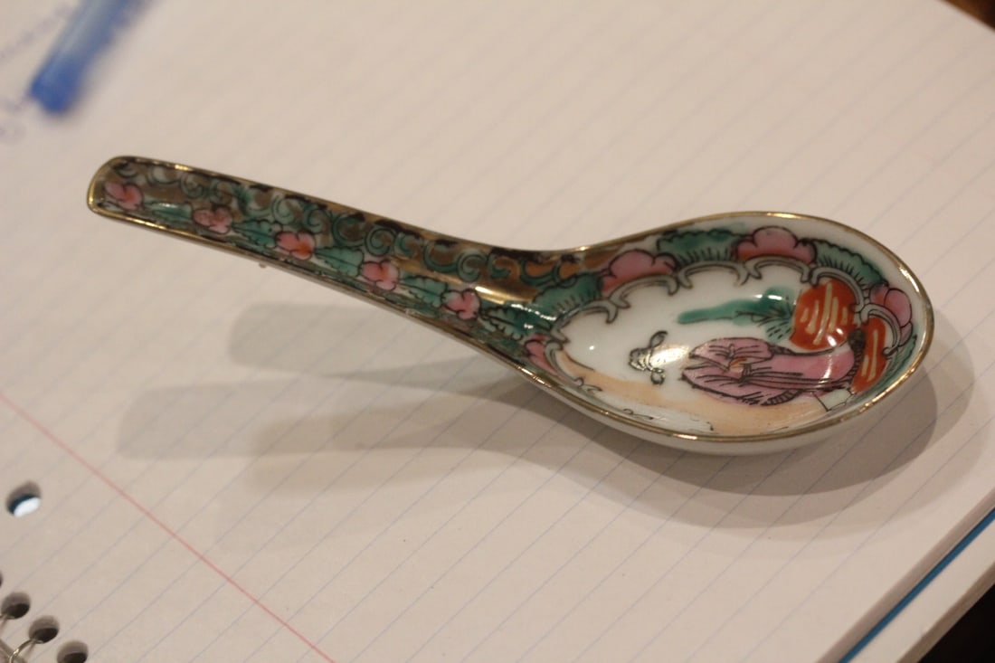 Signed Rose Medallion Spoon: Chinese - porcelain - 5 1/2" across