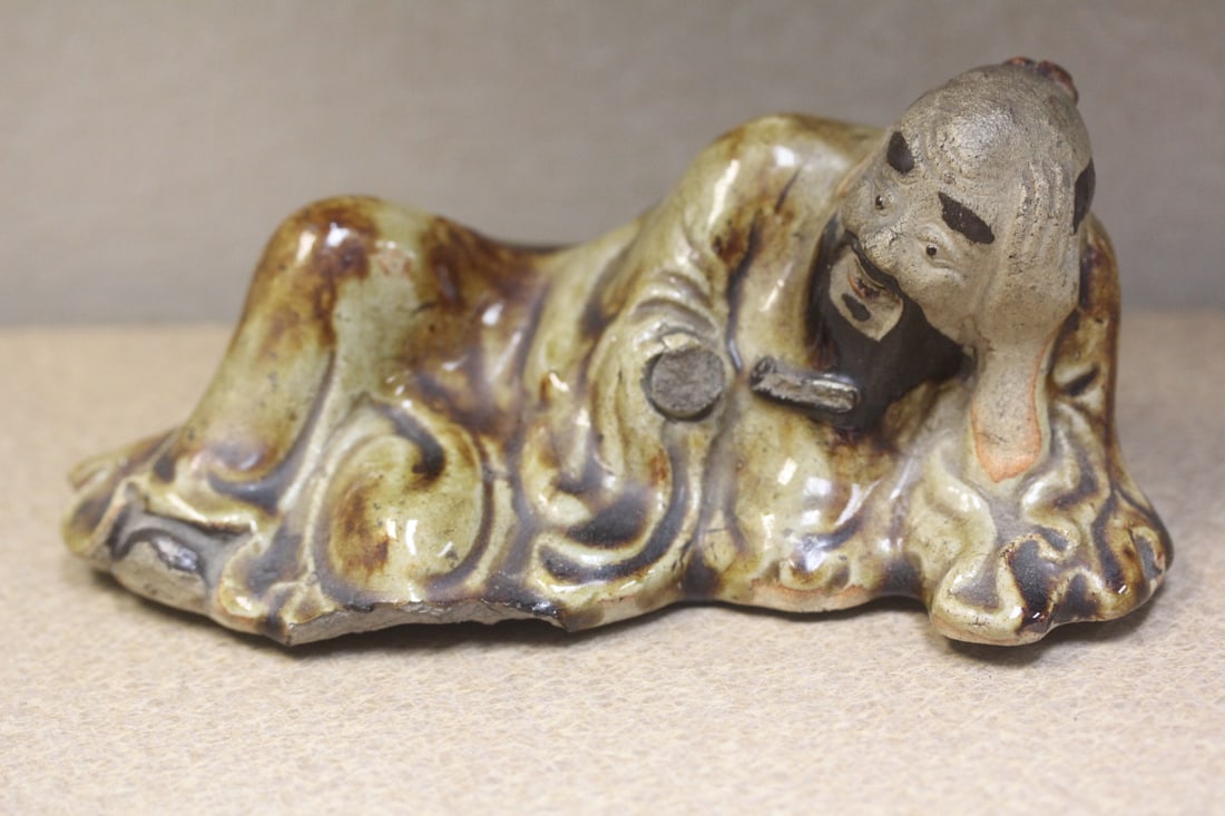 Antique Chinese Pottery of a Sage: early 20th century - please note: missing hand as shown, also one bottom chip - 6 1/4" across