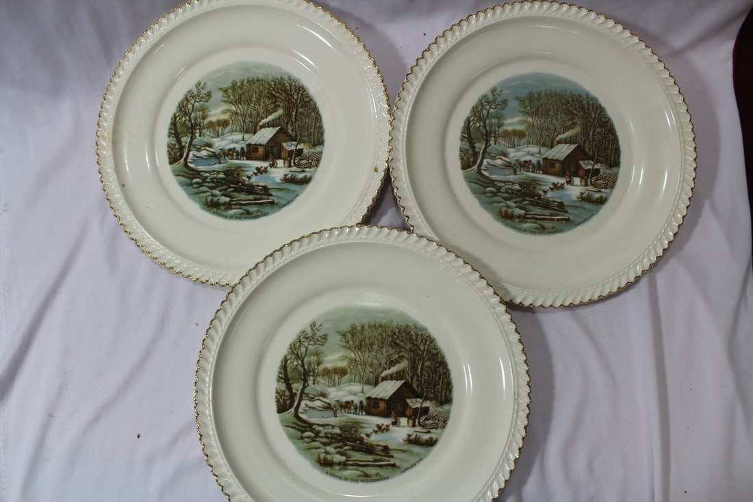 Lot of 3 Currier and Ives Dinner Plates: 10 1/4" in diameter