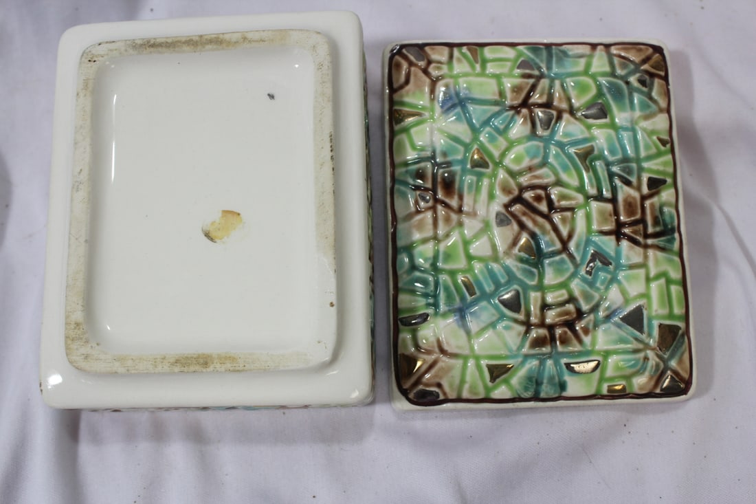 A Ceramic Box - 5