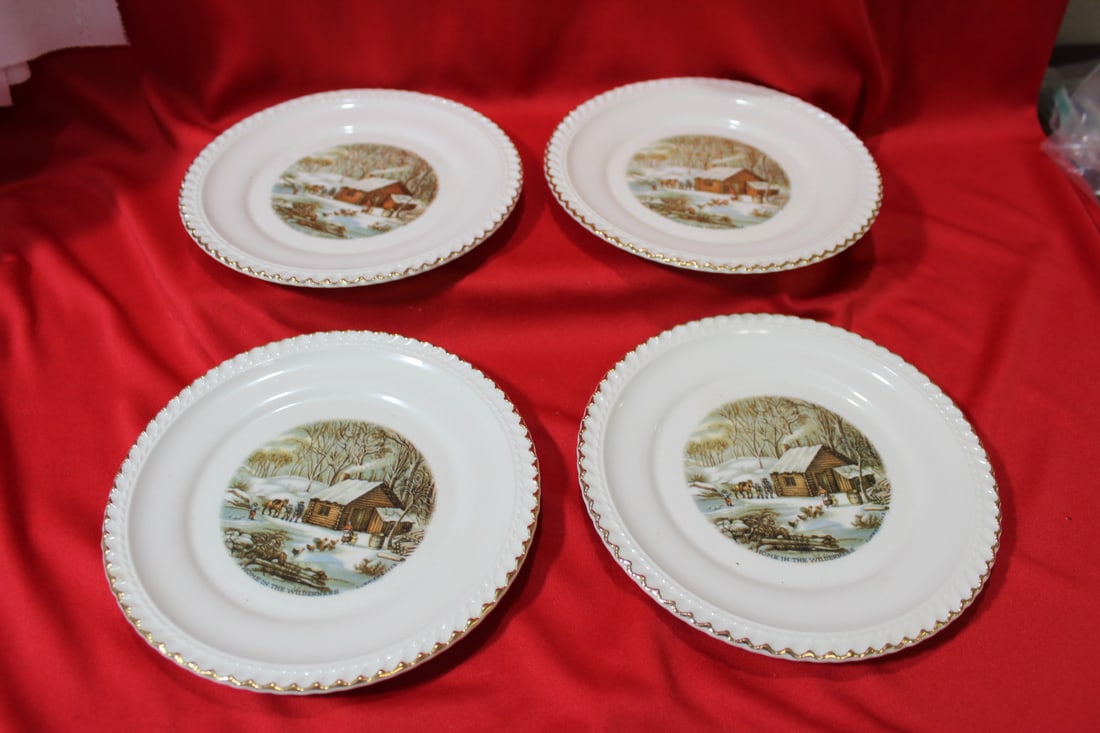 A Set of 4 Currie And Ives Bread Plate: 6 1/4" in diameter