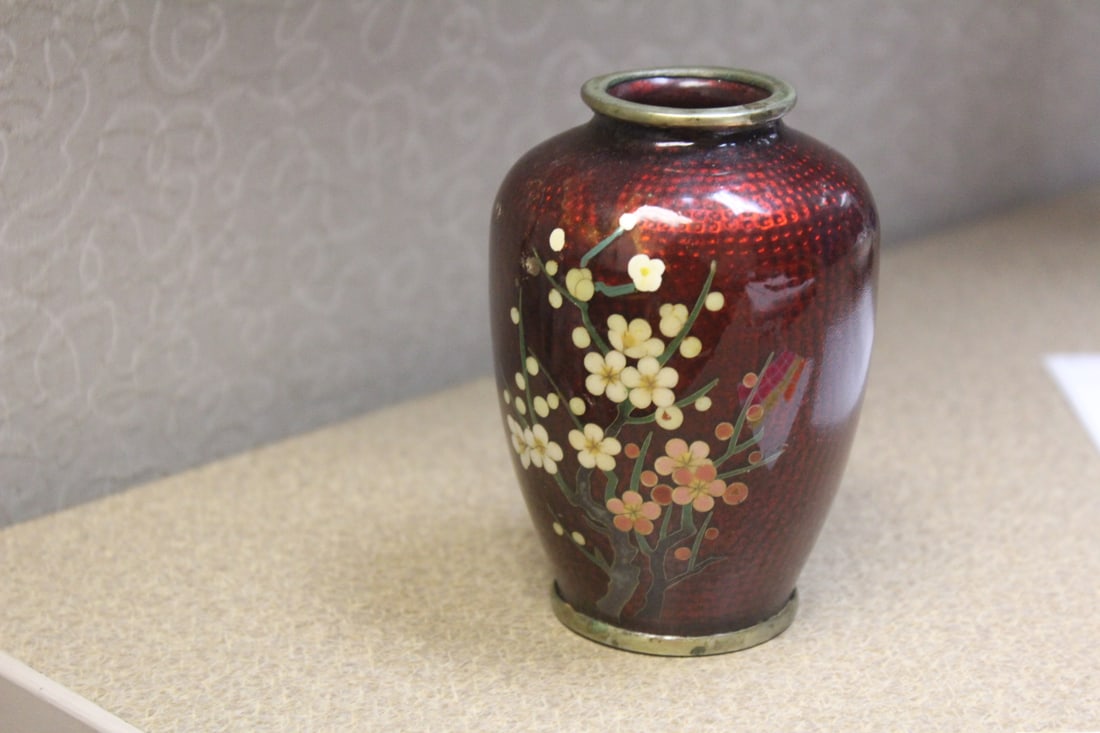 Small enamel or cloisonne Japanese rose: 3 3/4" tall