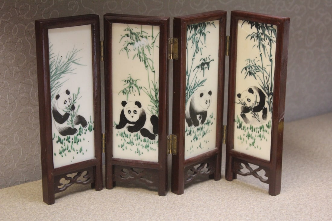 Chinese table screen: 6 3/4" tall