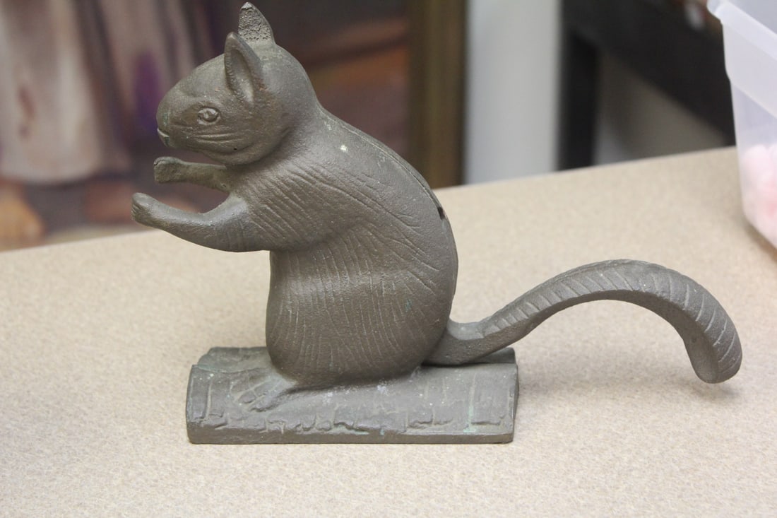Cast Iron Squirrel Nut Cracker (1 of 5)