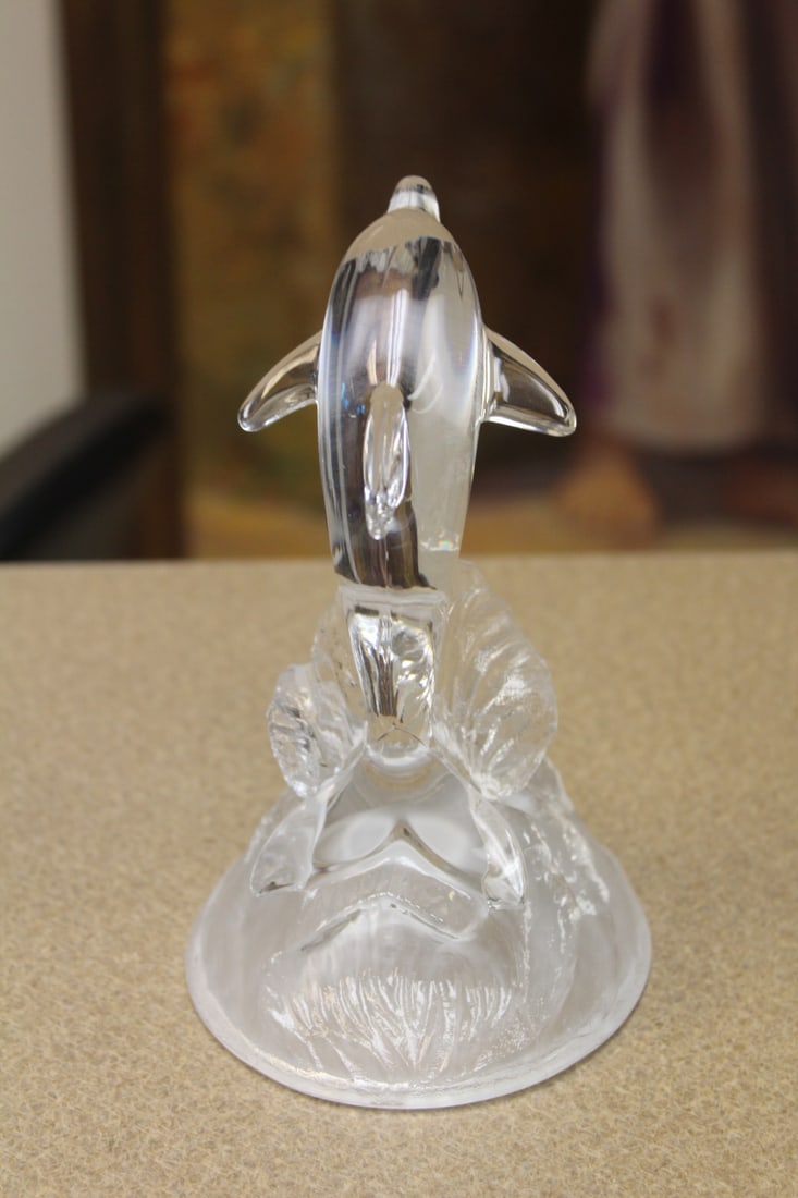 Glass Dolphin - 4