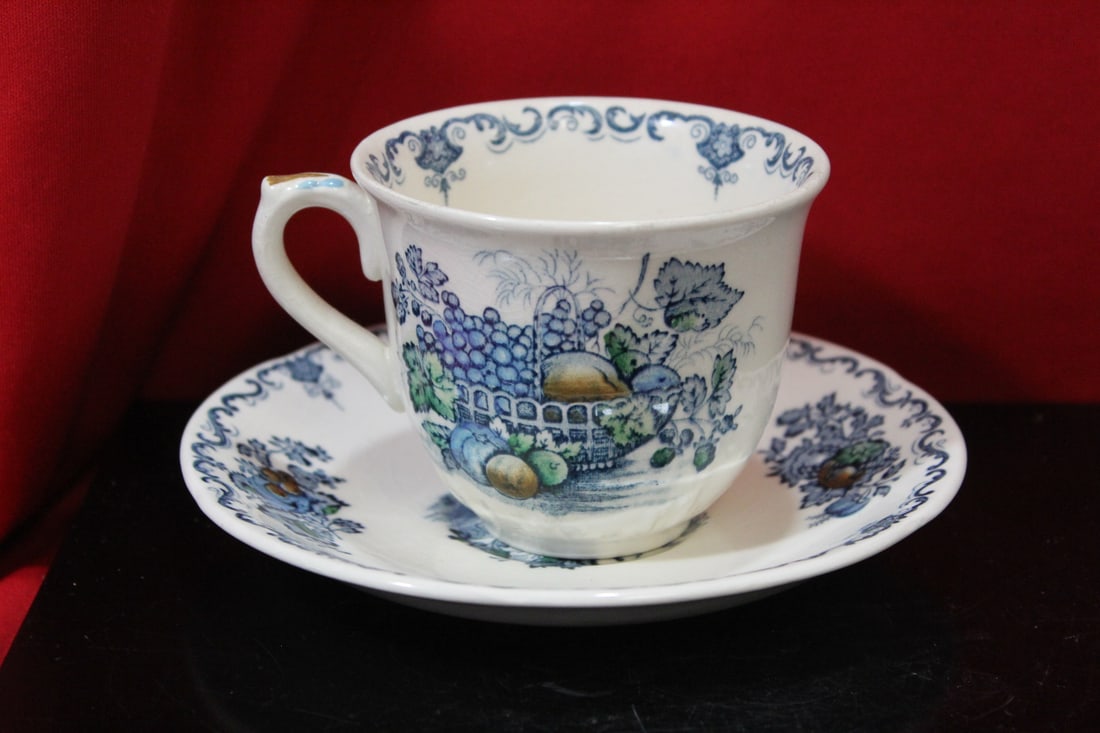 A Mason Fruit Basket Cup and Saucer: 2 7/8" tall