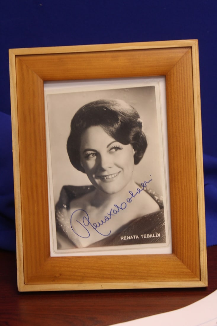 A Signed Opera Singer Renata Tebaldi Poster: framed - overall= 9" x 7" - sight= 6" x 4"