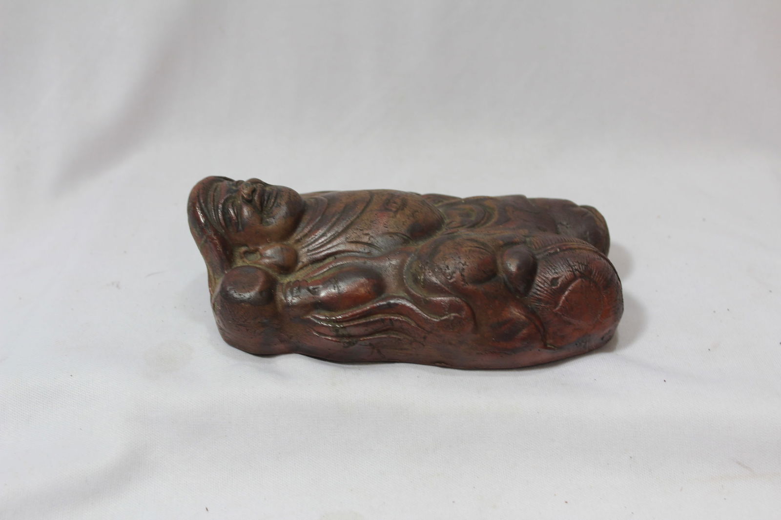 A Vintage Oriental Ceramic Wall Pocket: this is an old piece and possibly signed - 5 1/2" tall - construction : ceramic or clay