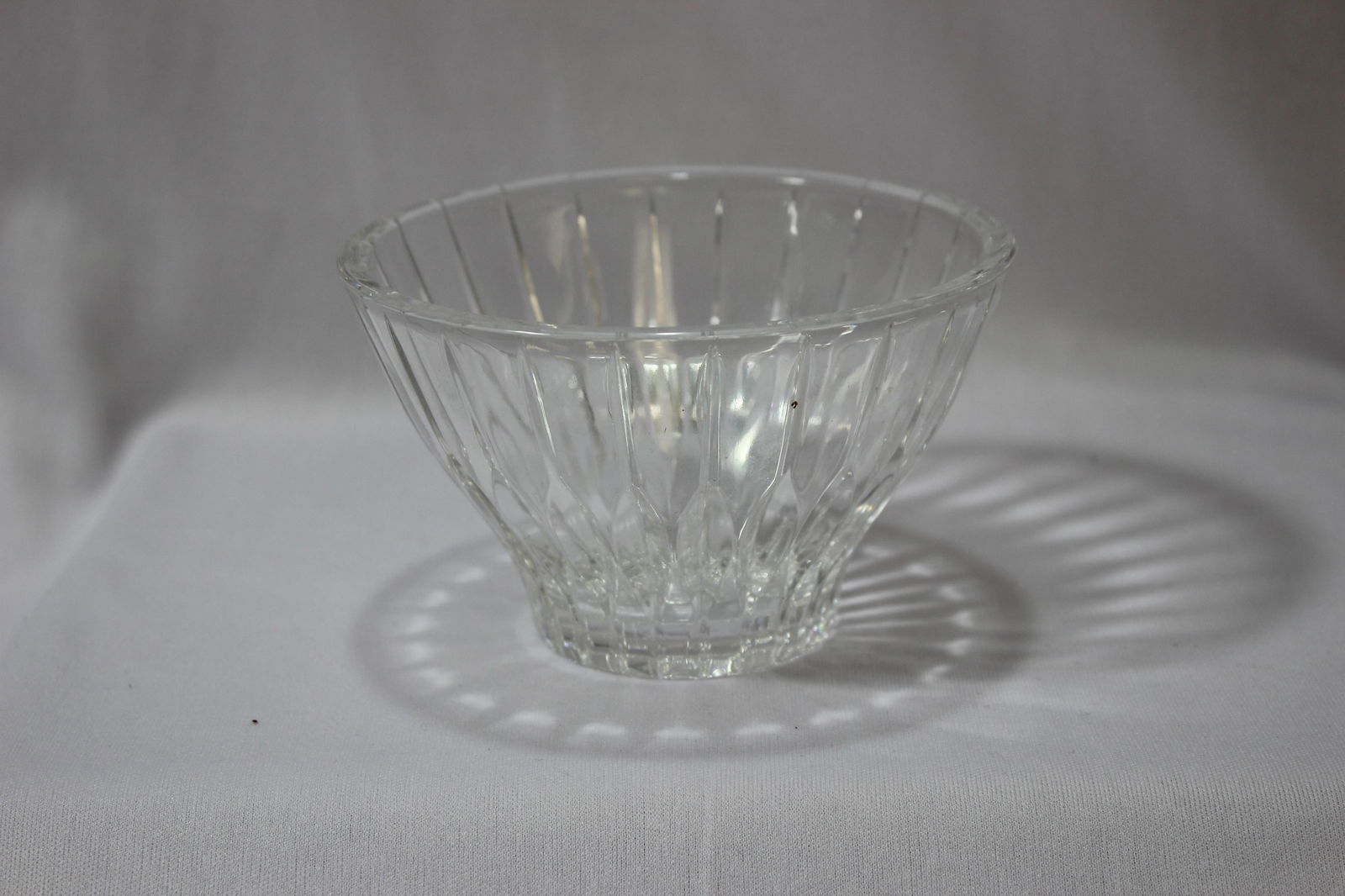 A Cut Glass Bowl: 4 5/8" in diameter