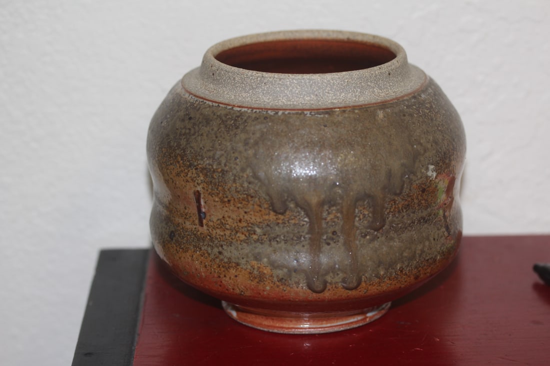 Signed Matthew Hyleck Stoneware - 5