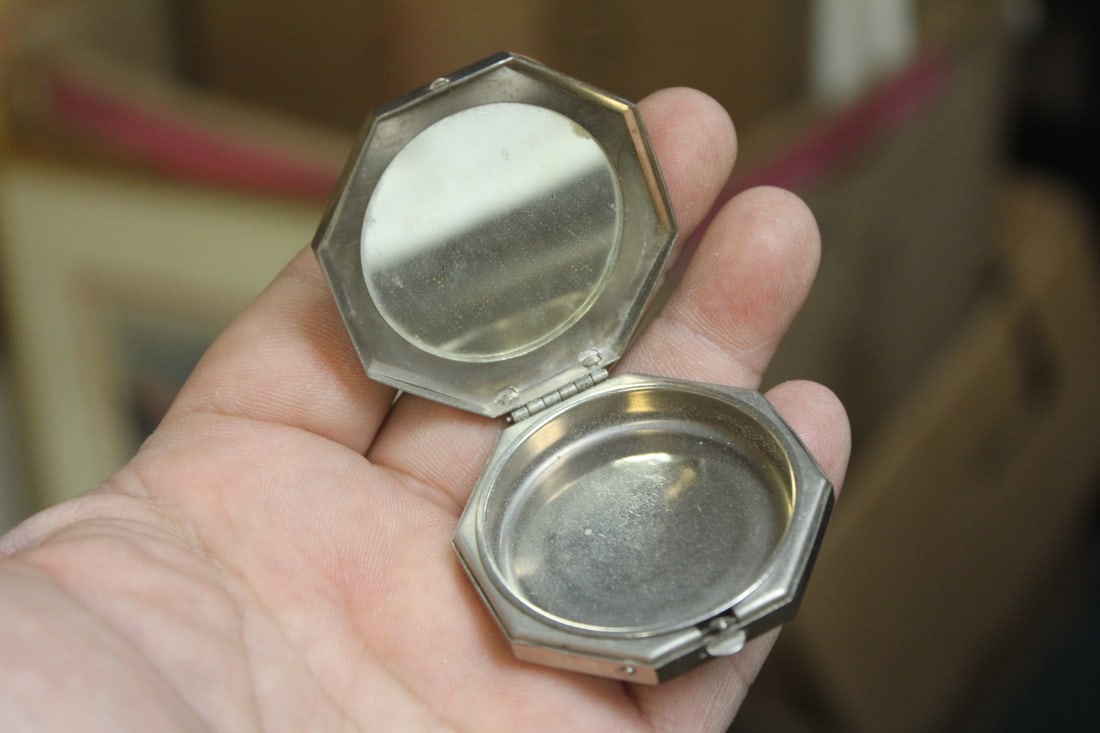 Small Antique Compact - 6