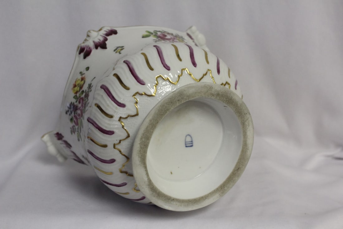 A Signed Beehive Urn - 5