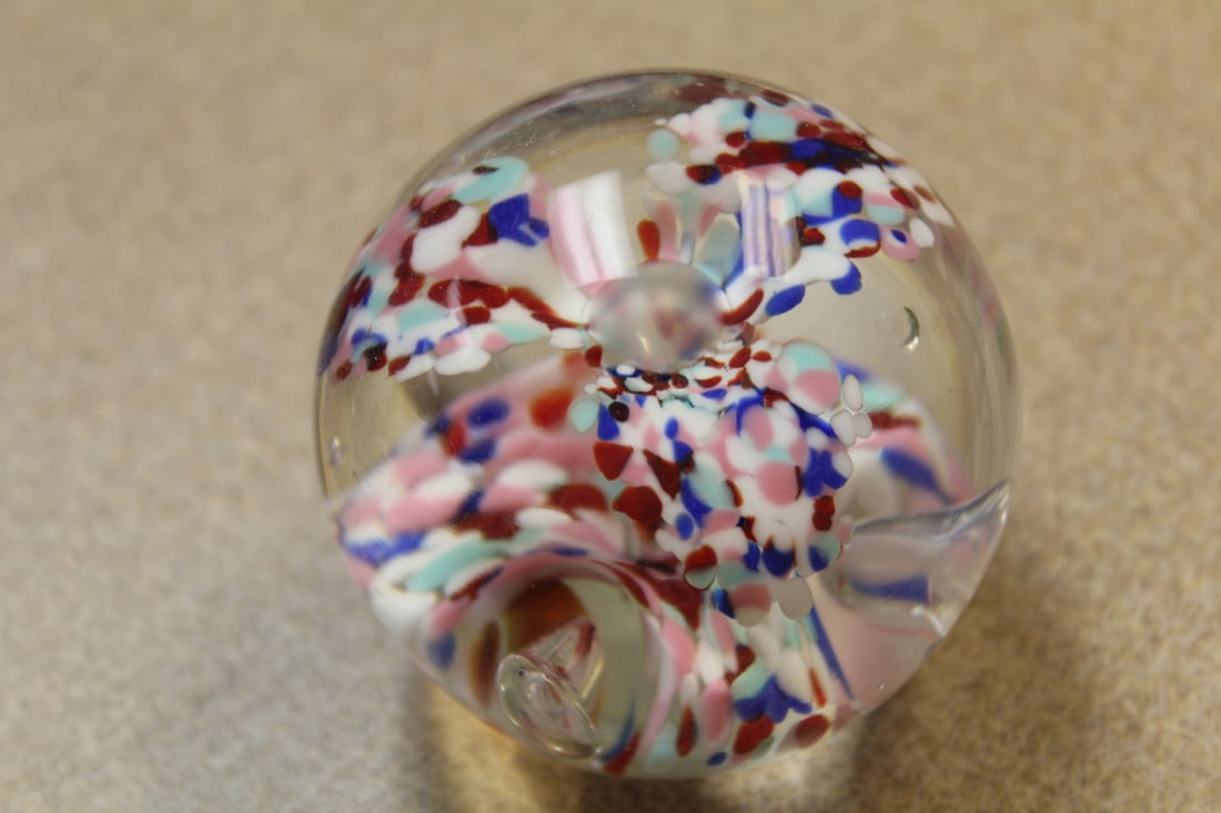Artglass Paperweight: 2 5/8" in diameter
