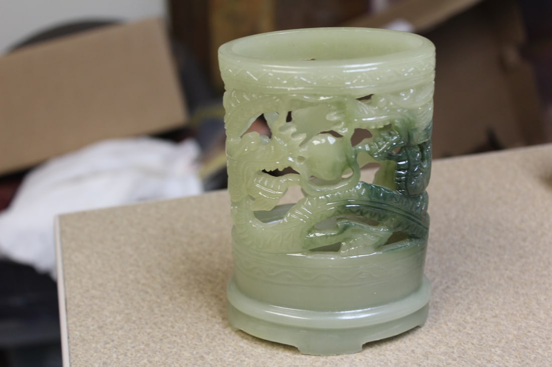 Chinese Resin Brush Pot: 5 1/4" tall