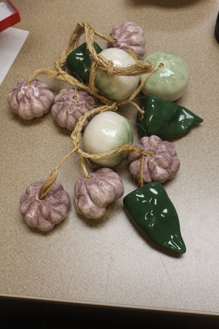 Lot of Ceramic Vegetables: pepper measures approximately 3 3/4" long