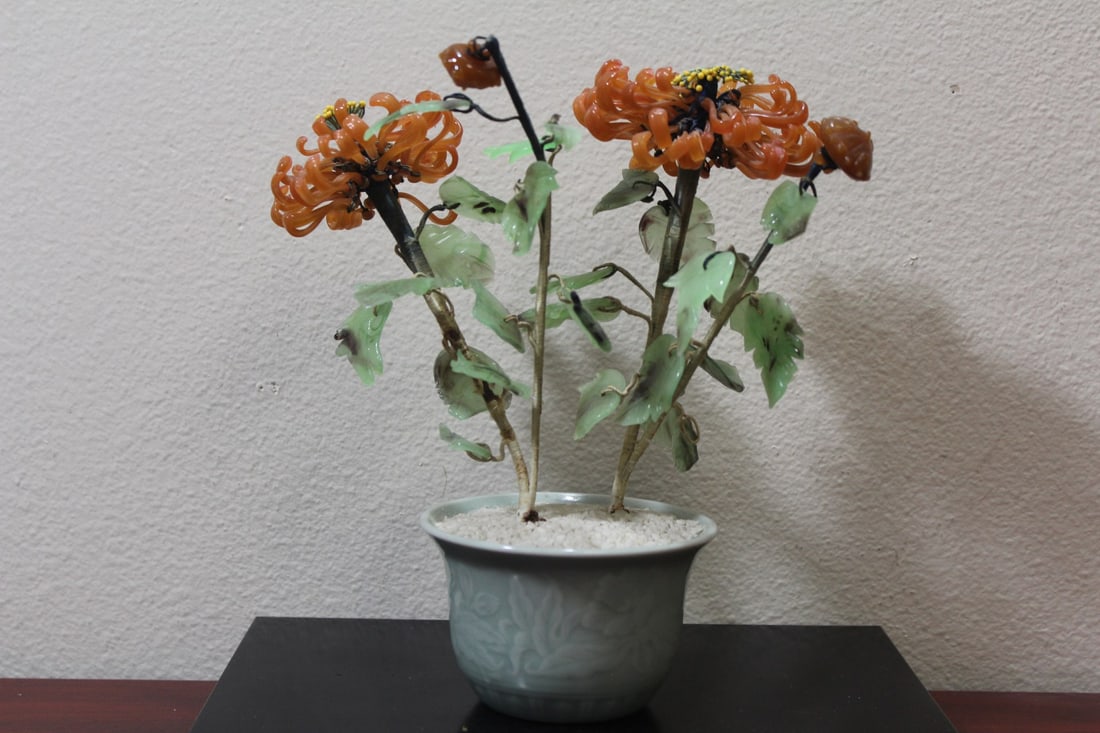 A Chinese Glass Tree: nice looking - 9 1/2" tall