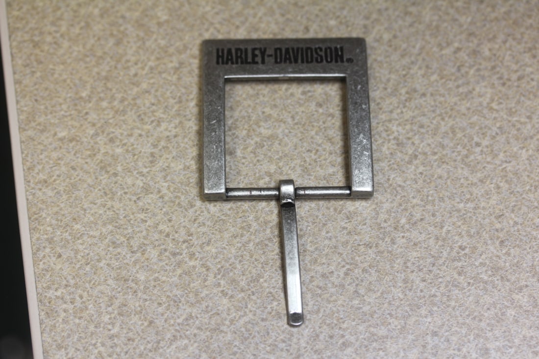 Harley Davidson belt buckle: as shown