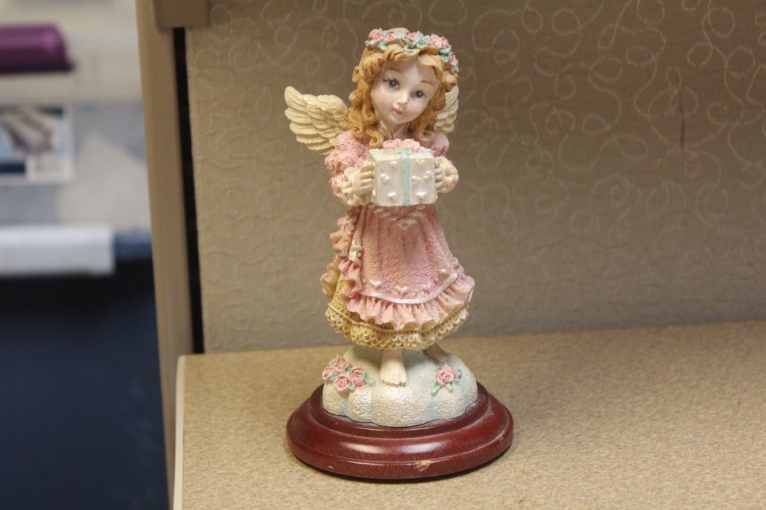 Resin Angel on Stand: overall= 6 1/2" tall