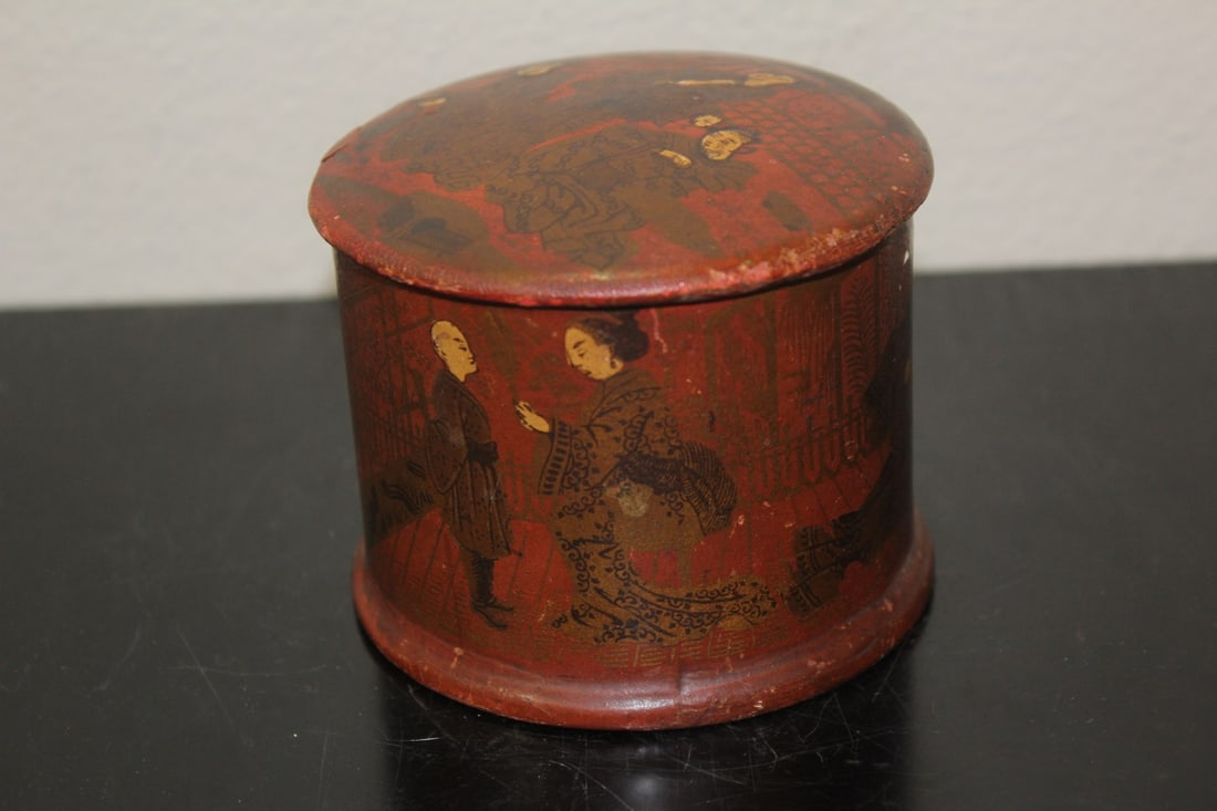 A Chinese/Japanese Export Lacquer Cylinder Box: please note: worn - 3 1/4" tall