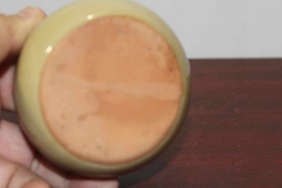 A Small Pottery Container - 5