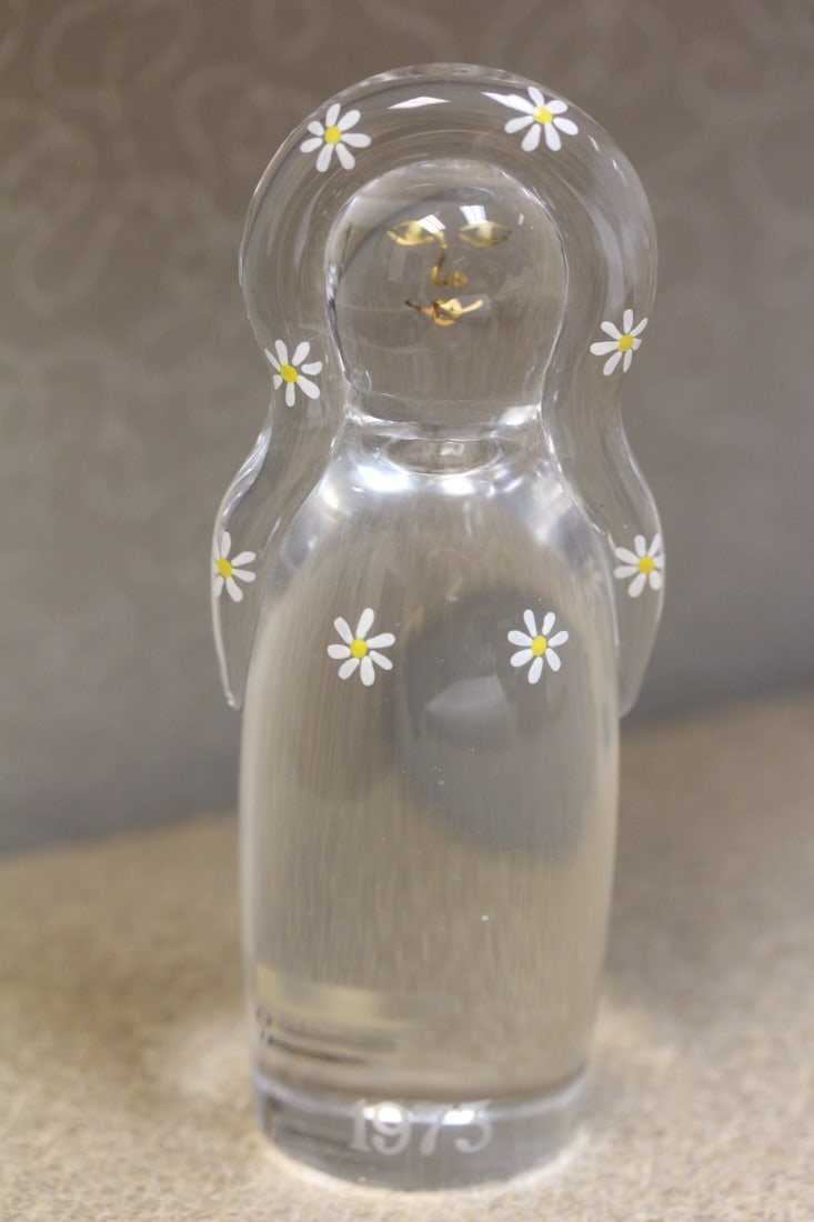 Signed Miss Kosta 1973 Figurine: 5 1/4" tall