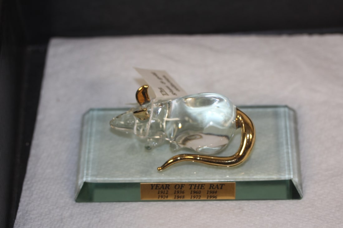 Year of the Rat Crystal: 4 5/8" across