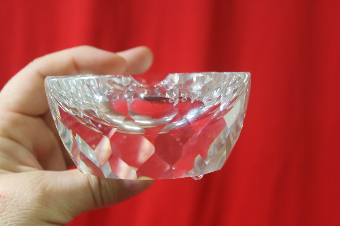 A Swarowski Ashtray - 5