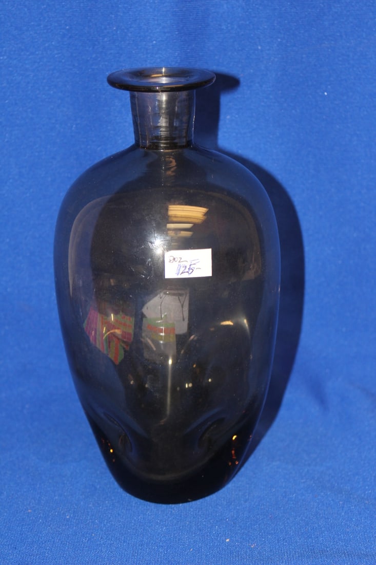 An Artglass Bottle: 8 1/4" tall