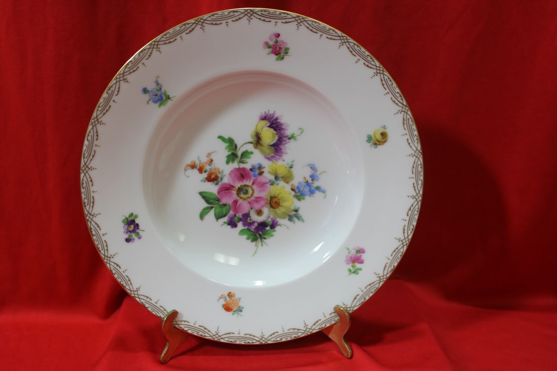 A Dresden Rose Soup Bowl (1 of 6)
