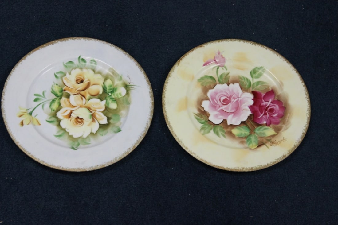 A Lot Of Two Hand Painted Japanese Plates (1 of 14)