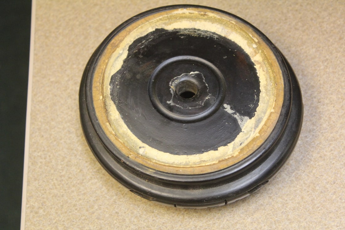 Vintage Carved Chinese Stand: inside diameter approximately 4 inches