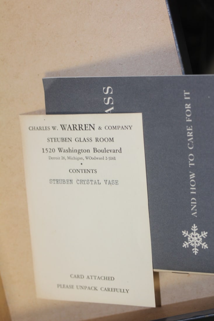 Signed Steuben Crystal Vase - 8