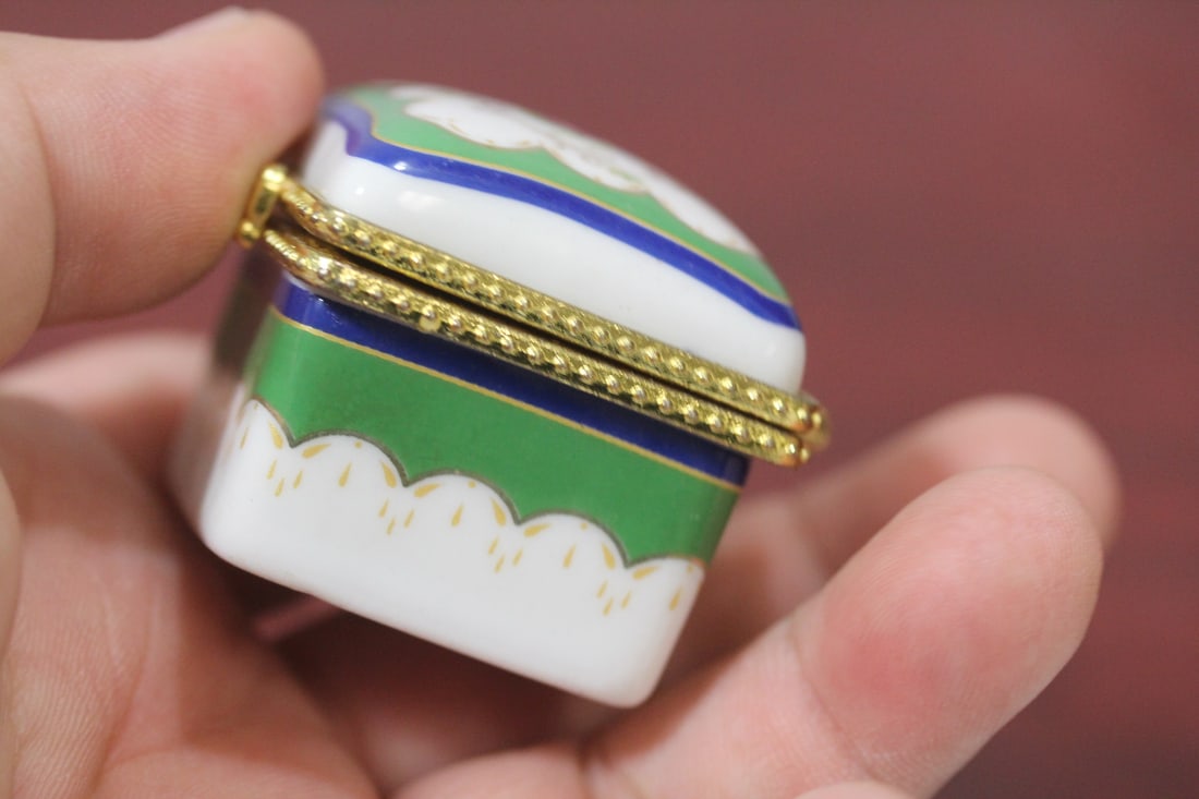 A Ceramic Square From Trinket Box - 4