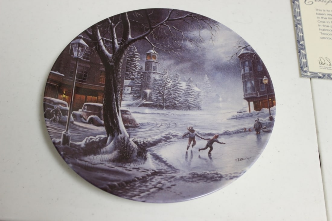 Collector's Plate "Moonlight Skater" by H.T.Becker: Boxed with COA - 8 1/2" in diameter