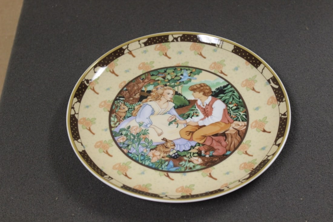 Collector's Plate "Roses are Red" (1 of 3)