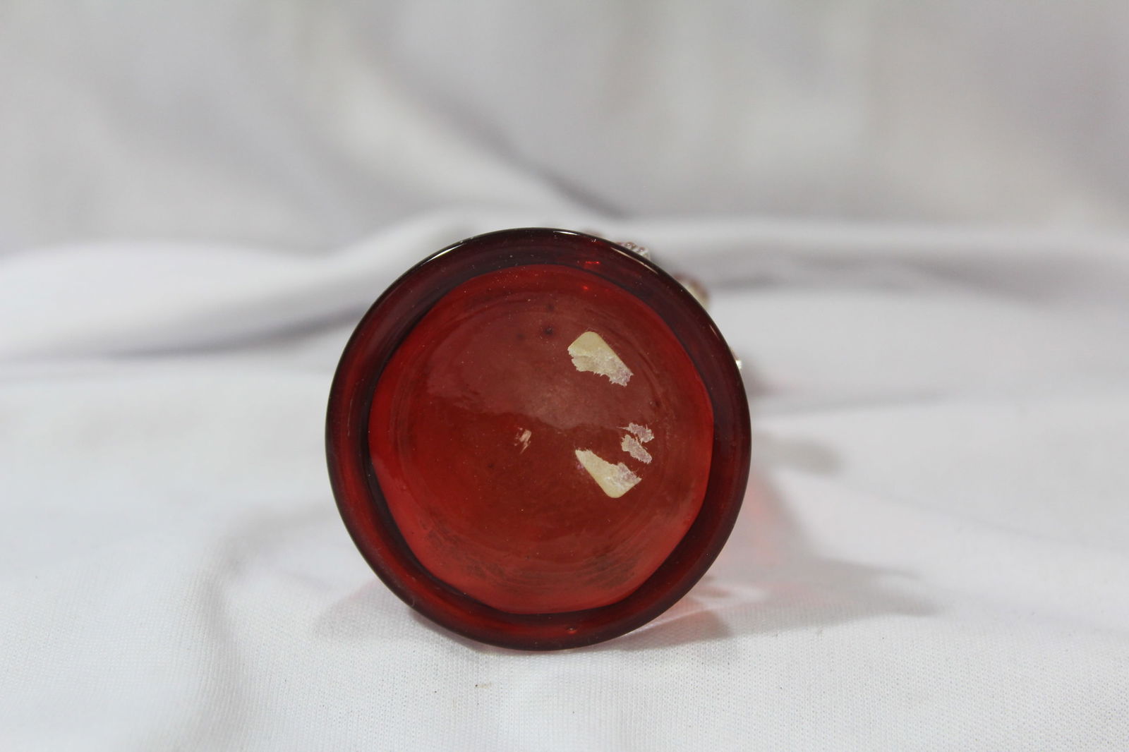 A Ruby Red Glass Vase - 3
