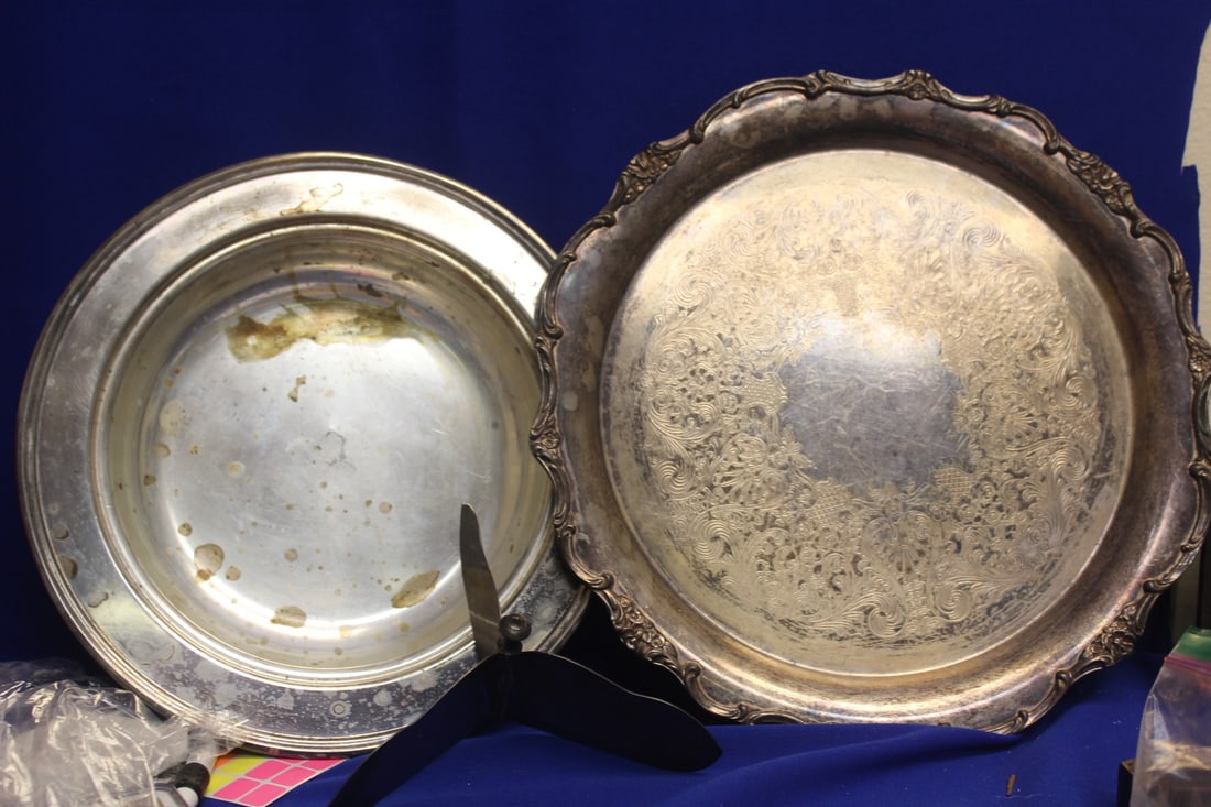 Lot of 3 Silverplated Item: largest= 12 5/8" in diameter