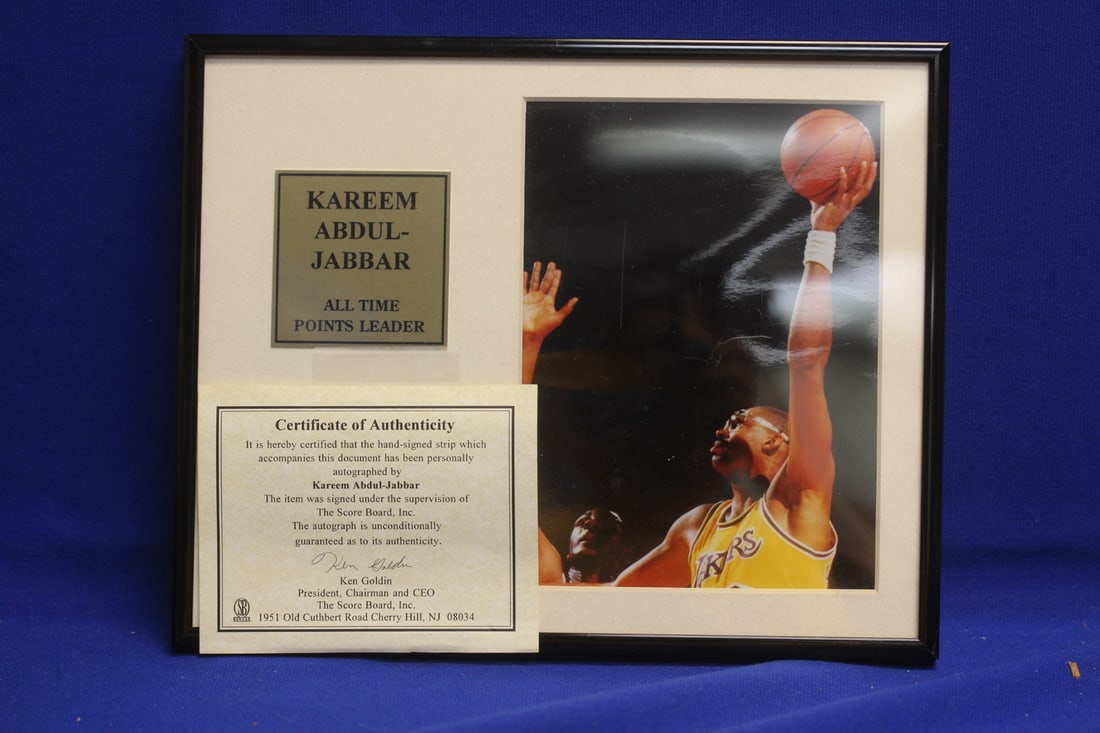 A Kareem Abdul-Jabbar Autograph Signature: framed - with COA - overall= 10 1/4" x 8 1/4"